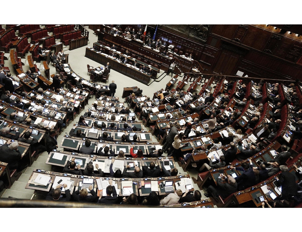 Il Parlamento approva la risoluzione di maggioranza sul Dfp
