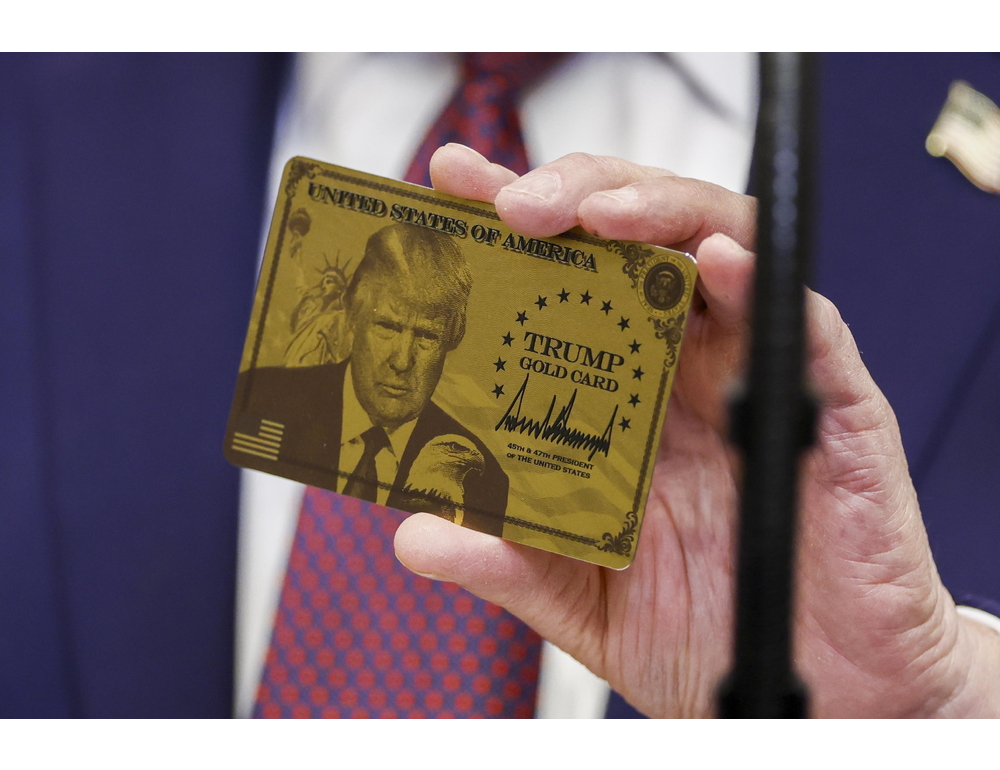 Il visto da 1 milione di dollari di Trump assegnato finora a un sola persona