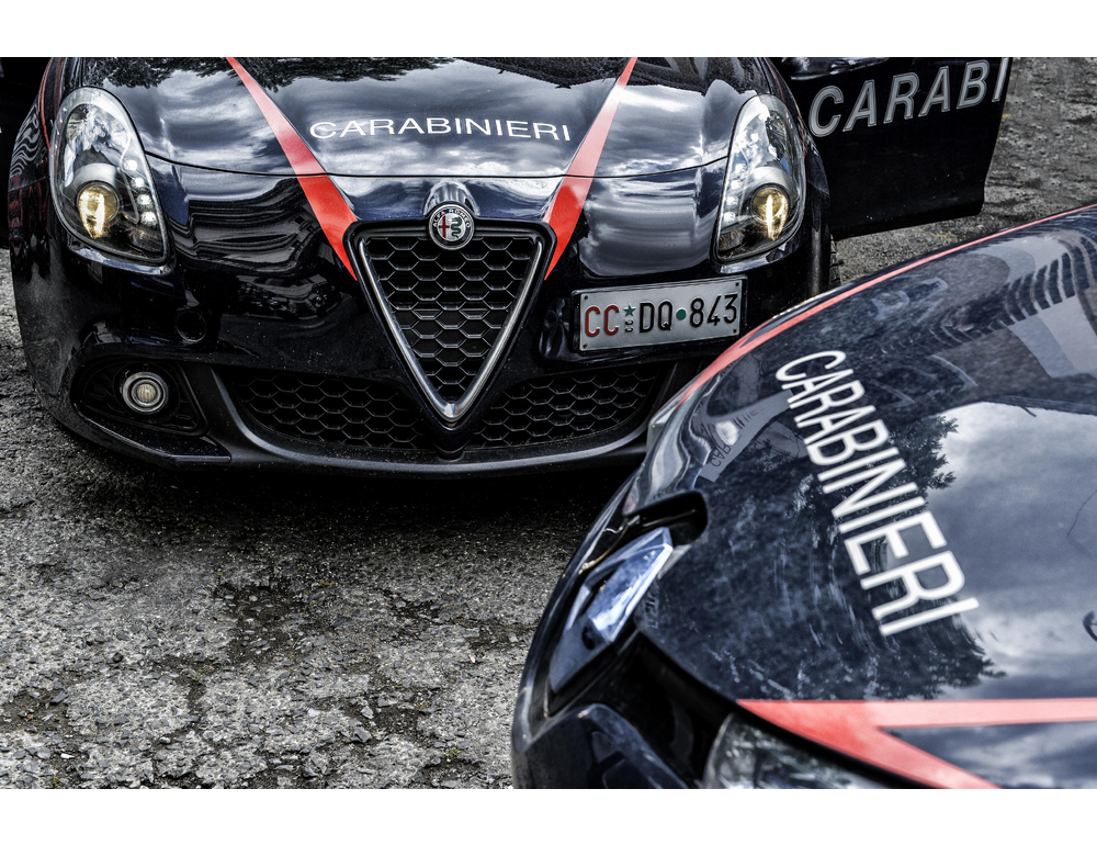 Impiegava migranti irregolari facendoli lavorare 14 ore al giorno, arrestata