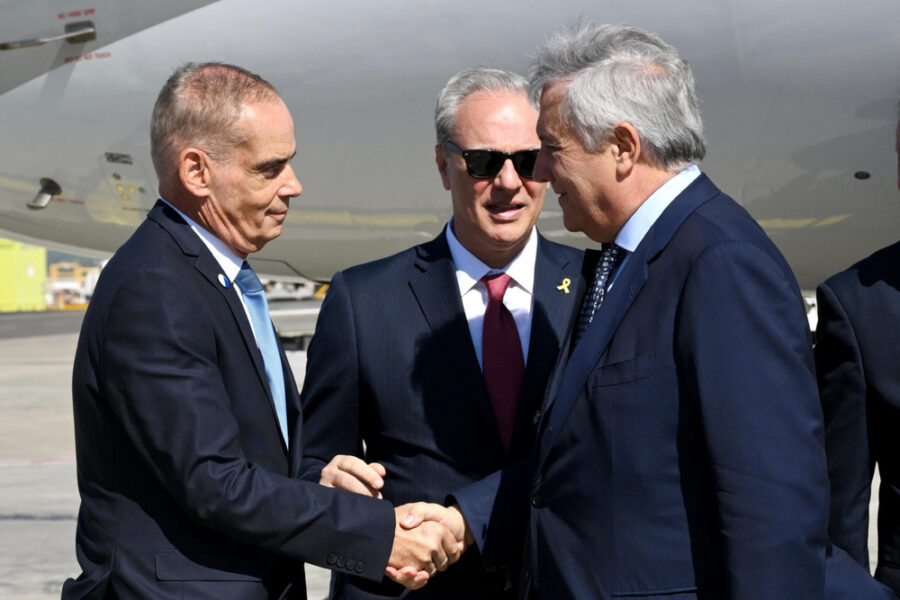 Il ministro ha definito inaccettabili i bombardamenti sui civili in Libano