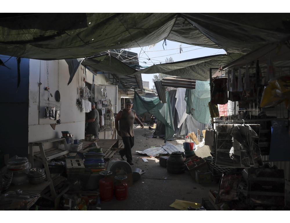 Kiev, ‘raid russo su un mercato a Nikopol, 5 morti e 19 feriti’