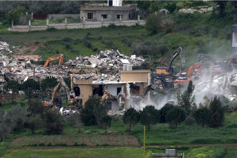Nell'area che si estende dal confine con Israele fino al fiume Litani