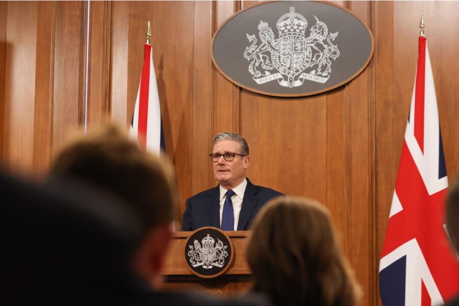 Coordina il ministero degli Esteri britannico