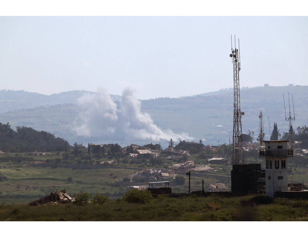 Libano, nove morti tra cui due bimbi in raid israeliani nel sud
