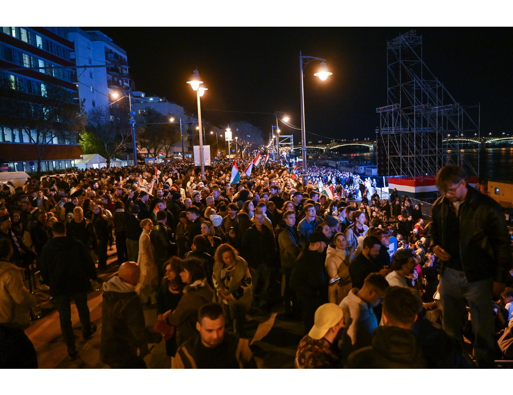 Magyar conquista la supermaggioranza dei due terzi dei seggi in Ungheria