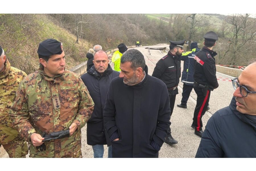 Decaro: 'Evento climatico estremo. Ora un grande piano di messa in sicurezza'
