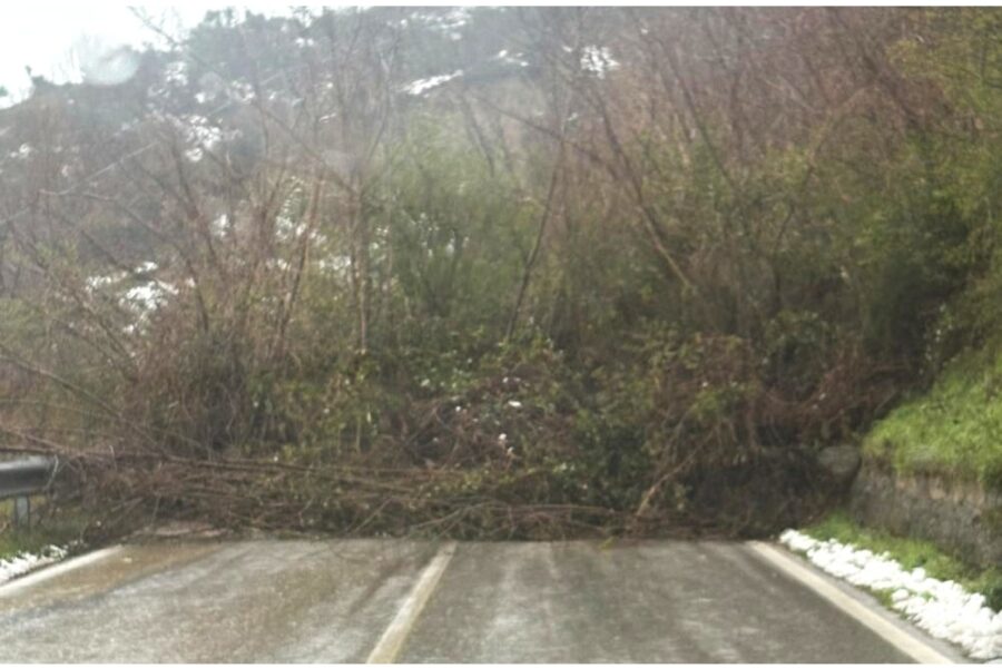 Crolla costone all'uscita per Agnone