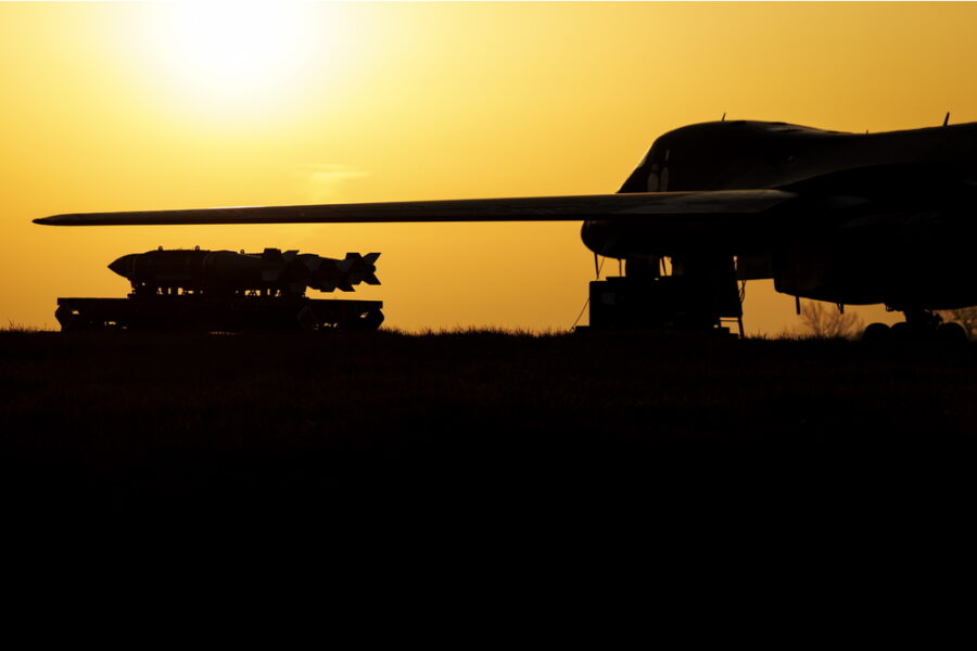 ANSAMarine-Traffic-primi-attraversamenti-dello-Stretto-di-Hormuz