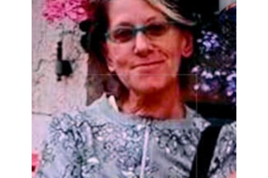 Breve cerimonia in cimitero al rientro della salma da obitorio di Milano