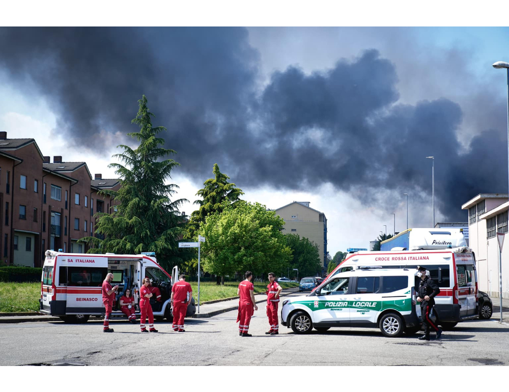 Maxi incendio nel Torinese, domani chiusa una scuola dell’infanzia