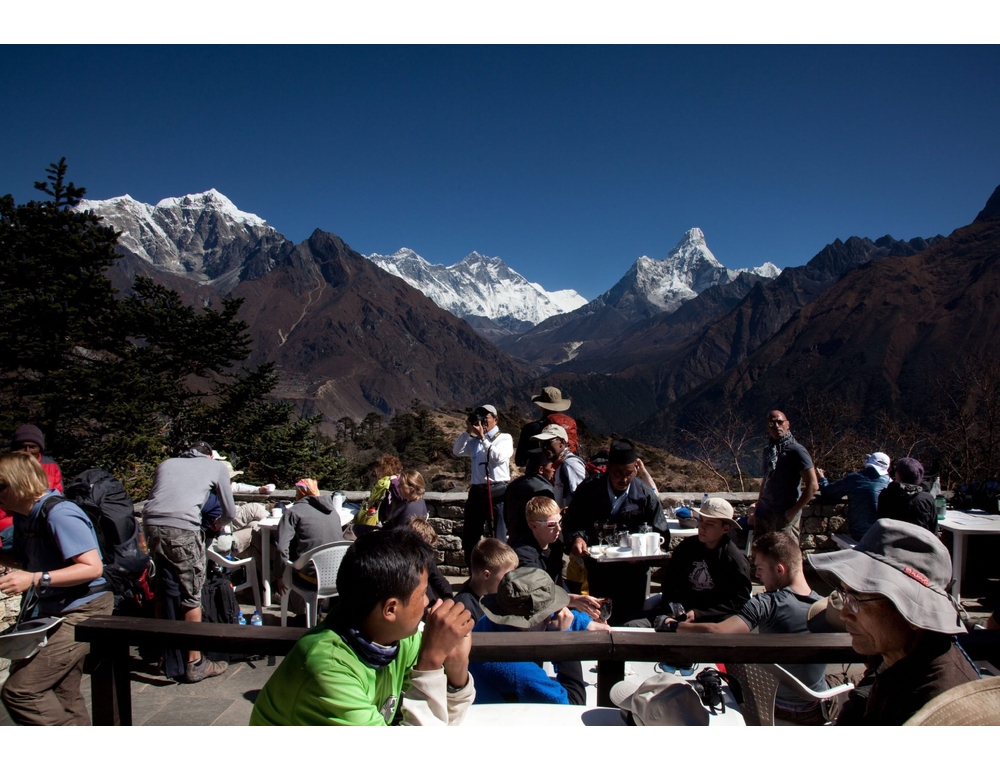 Media, ‘guide avvelenavano alpinisti sull’Everest per truffare assicurazioni’