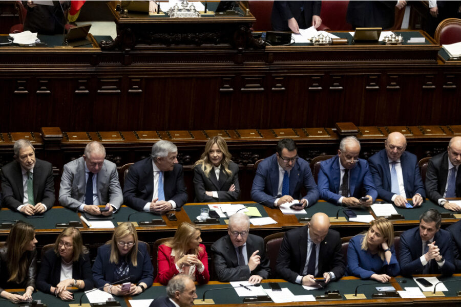 "Se può permetterselo lei per le variopinte forze delle opposizioni posso farlo io"