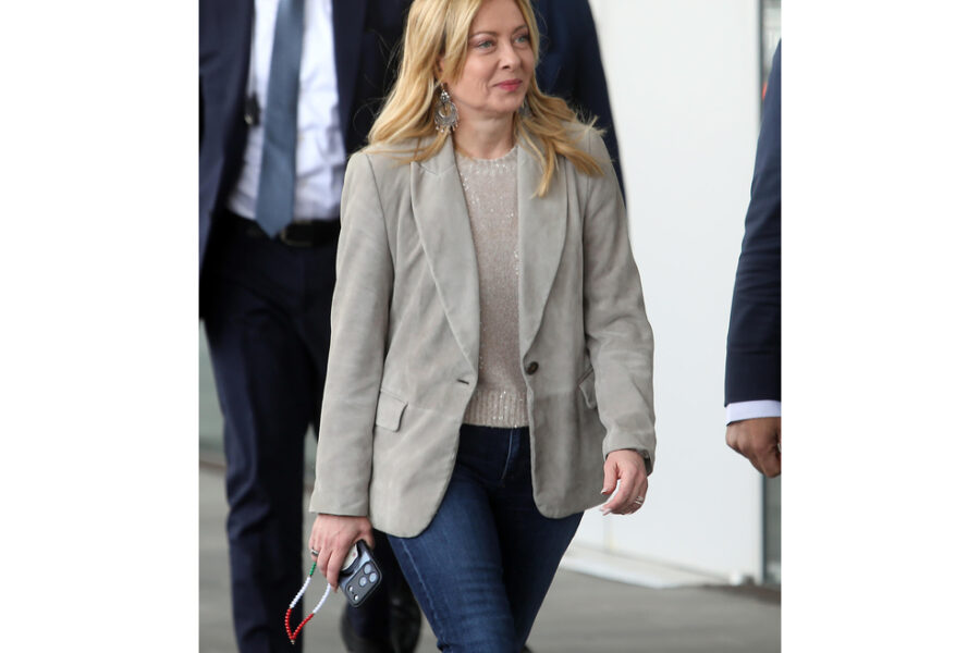 Presenta decreto lavoro. Niente avrà fondi chi sottoscrive contratti pirata e sottopaga