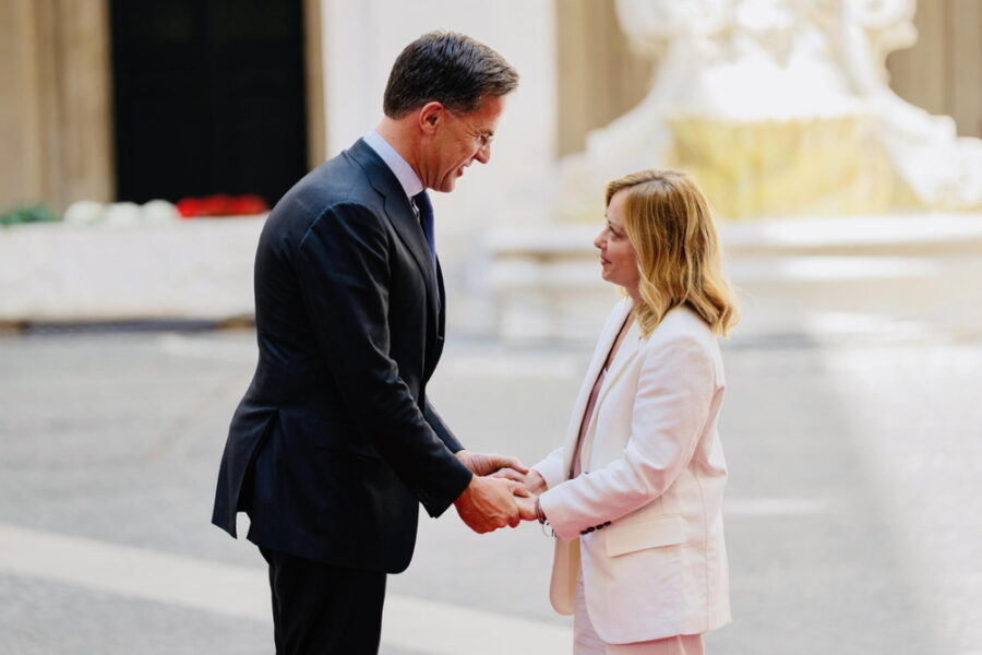 'Lavorare per rinforzare la colonna europea