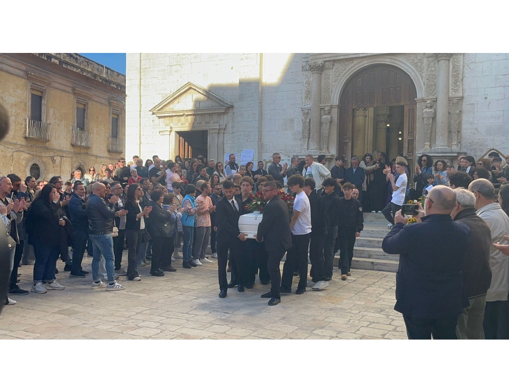 Morto a 17 anni a Bari dopo due operazioni, parroco ‘ingiustizia intollerabile’