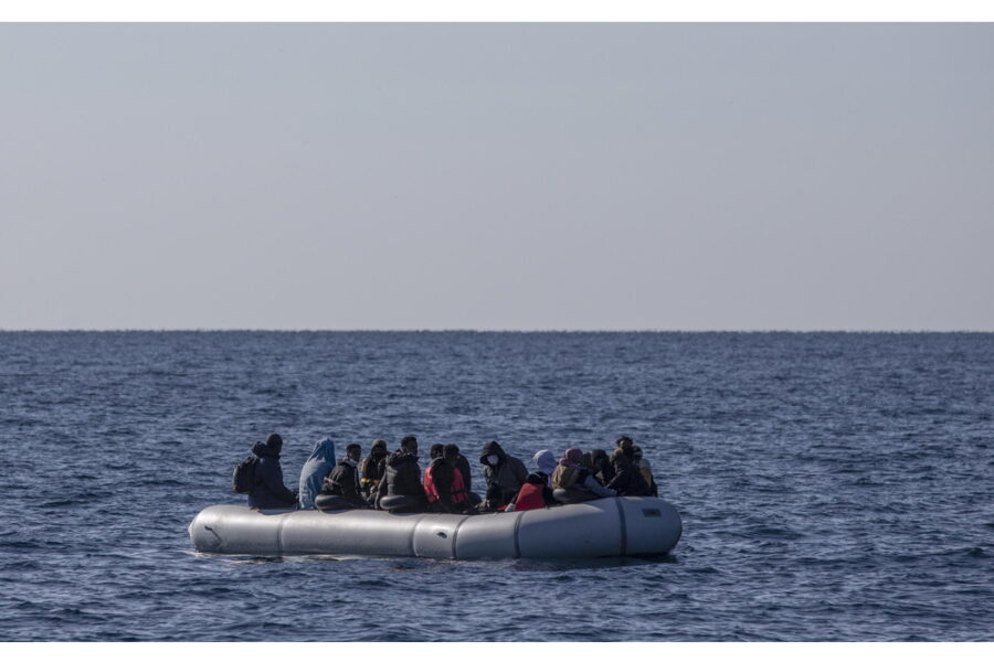 Affonda un gommone al largo della Turchia