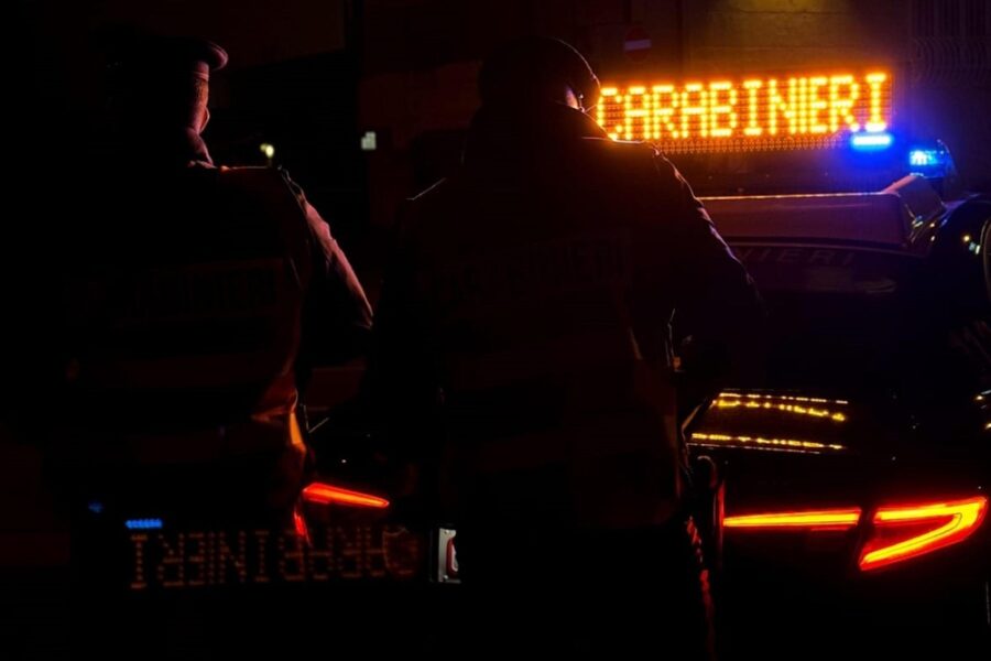 La vittima portata al pronto soccorso di Copertino da ignoti che poi si sono dileguati