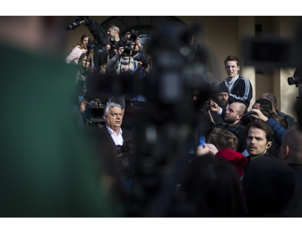 Orban vota, ‘sono qui per vincere, la scelta del popolo va rispettata’