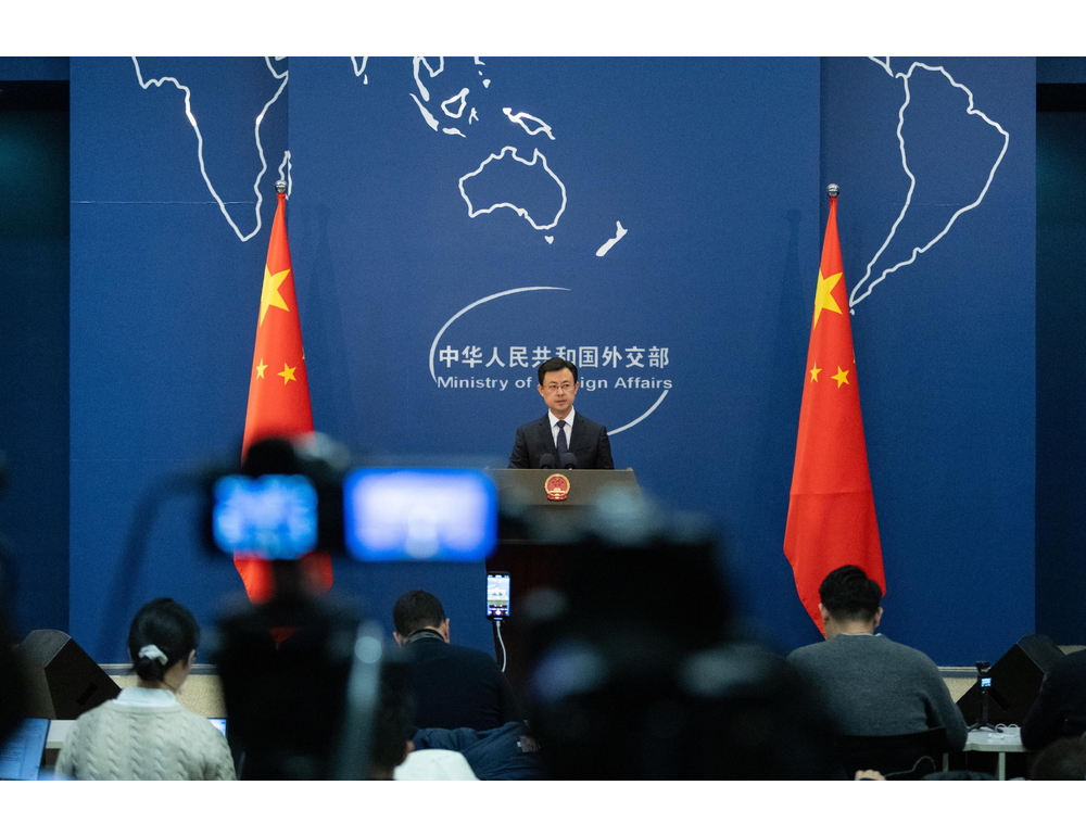 Pechino, la navigazione nello Stretto di Hormuz non subisca ostacoli