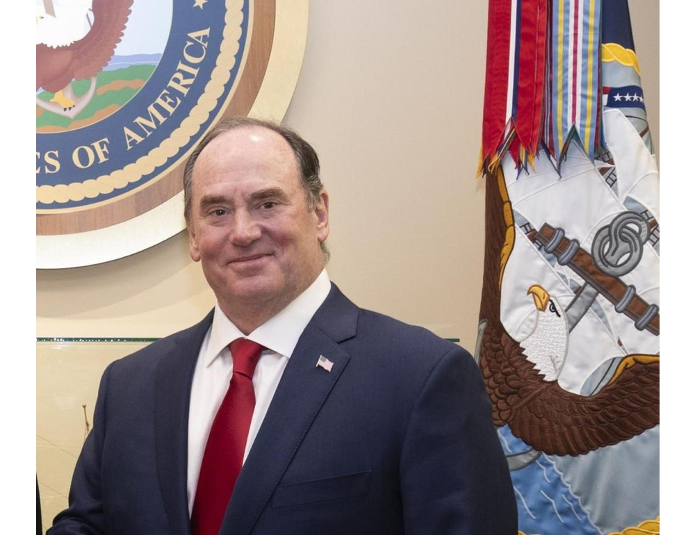 Pentagono, il segretario della Marina lascia con effetto immediato