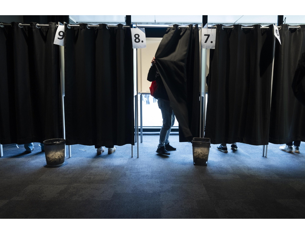 Proiezioni Ungheria, il leader dell’opposizione Magyar avanti su Orban