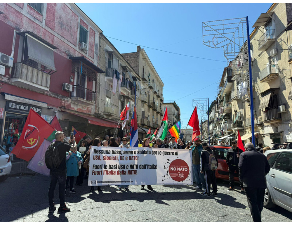 Protesta contro la Nato a Napoli, presidio a Capodichino