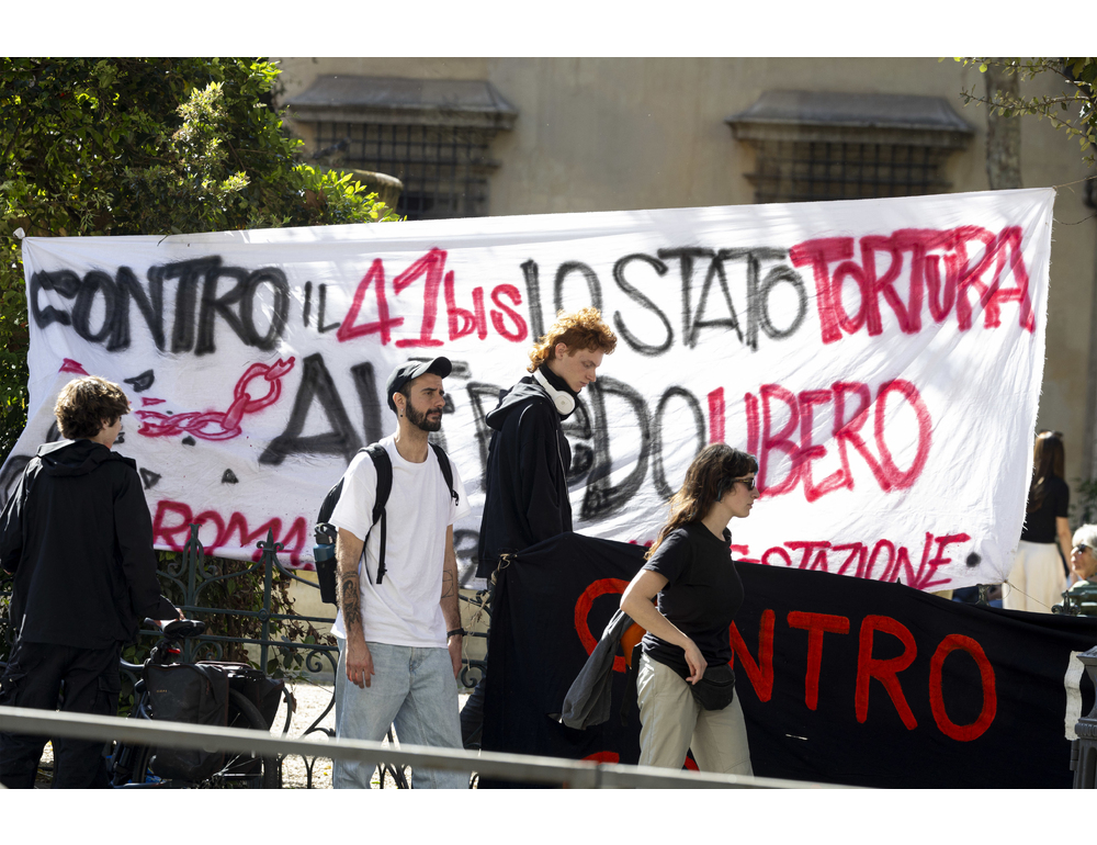 Proteste vicino a ministero Giustizia, ‘Stato tortura, Cospito libero’