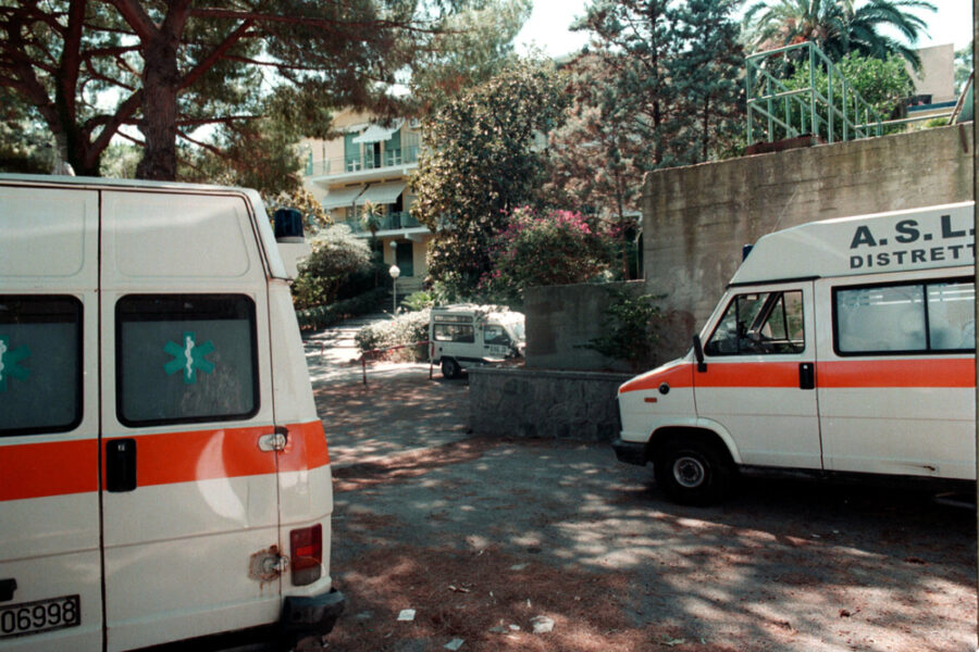 A Ischia: lei si rifugia in una arciconfraternita