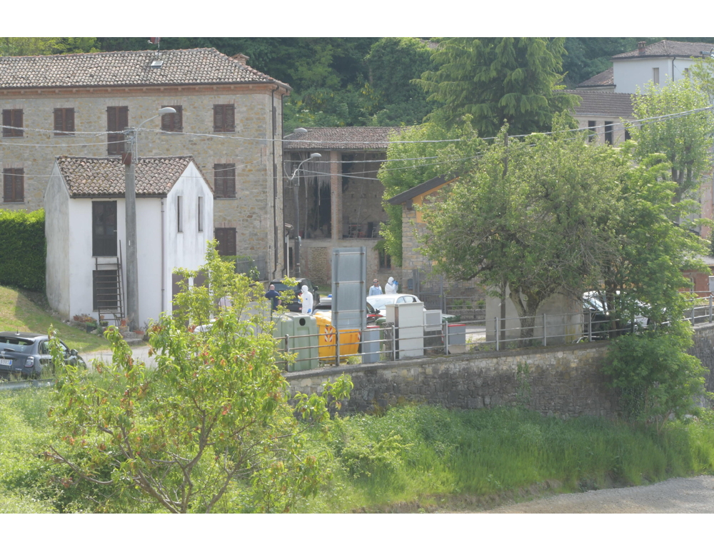 Ragazza trovata morta nel Pavese, sotto sequestro la casa dell’amico
