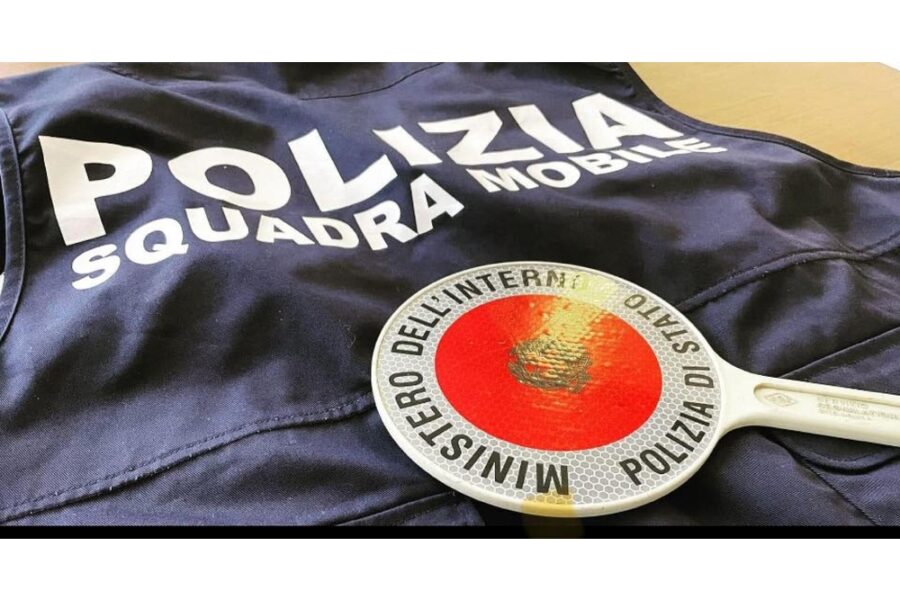 Indagine lampo della squadra mobile