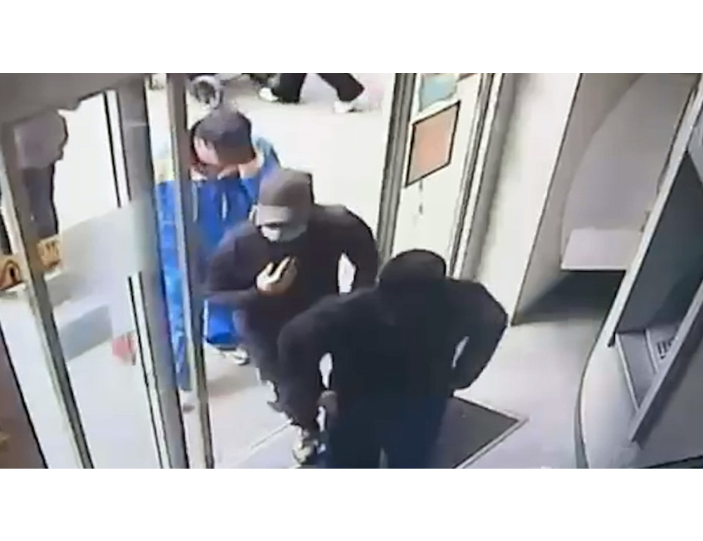 Rapina a Napoli, analogie con colpo fallito nel 2022 a Roma