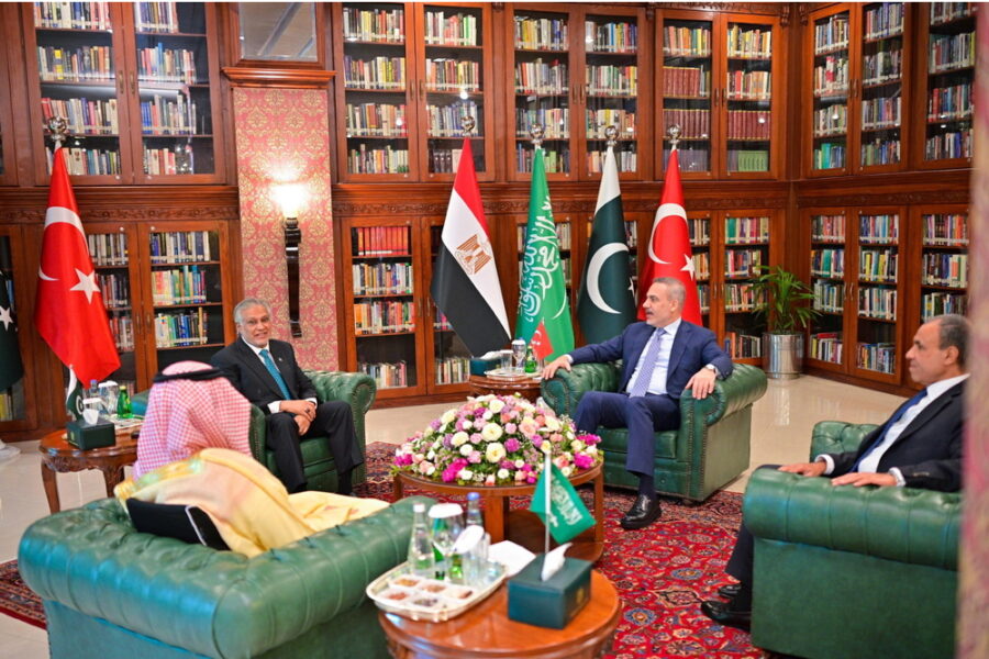 Prevede la riapertura di Hormuz 'entro 15-20 giorni'