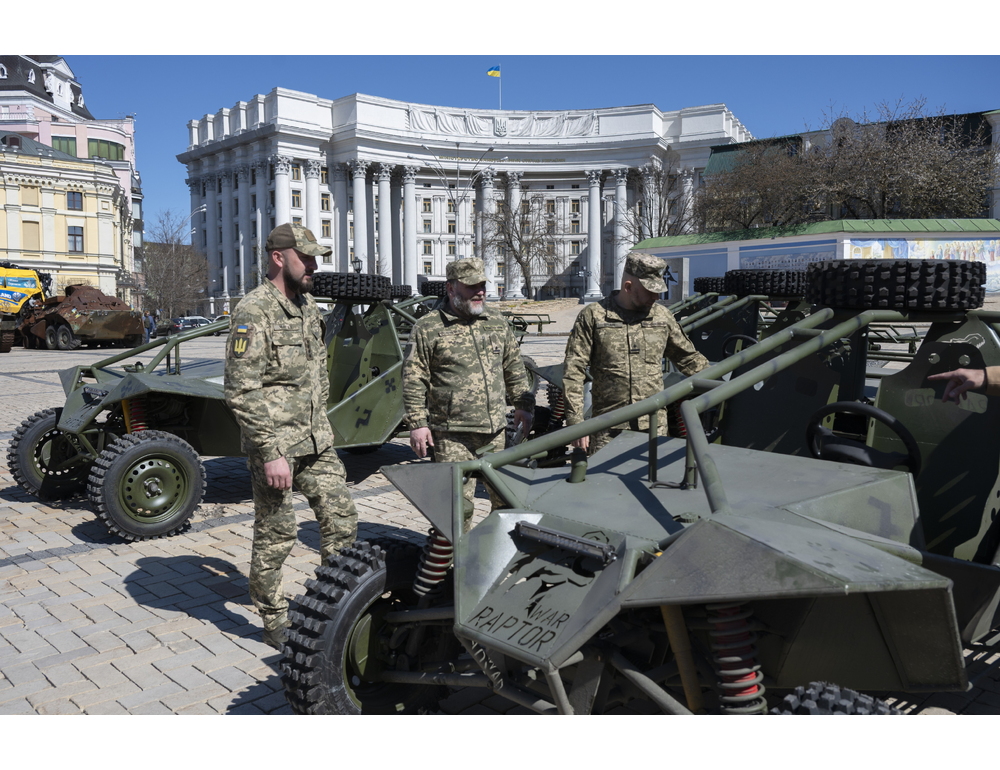 Sale a 6 il bilancio dei morti della sparatoria a Kiev