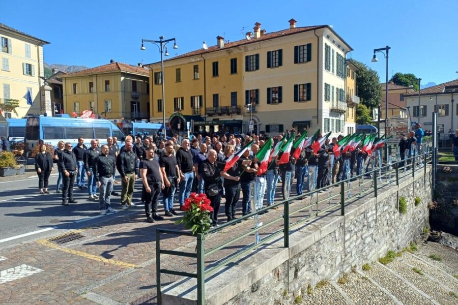 La manifestazione dei neofascisti e la contromanifestazione sul lago di Como