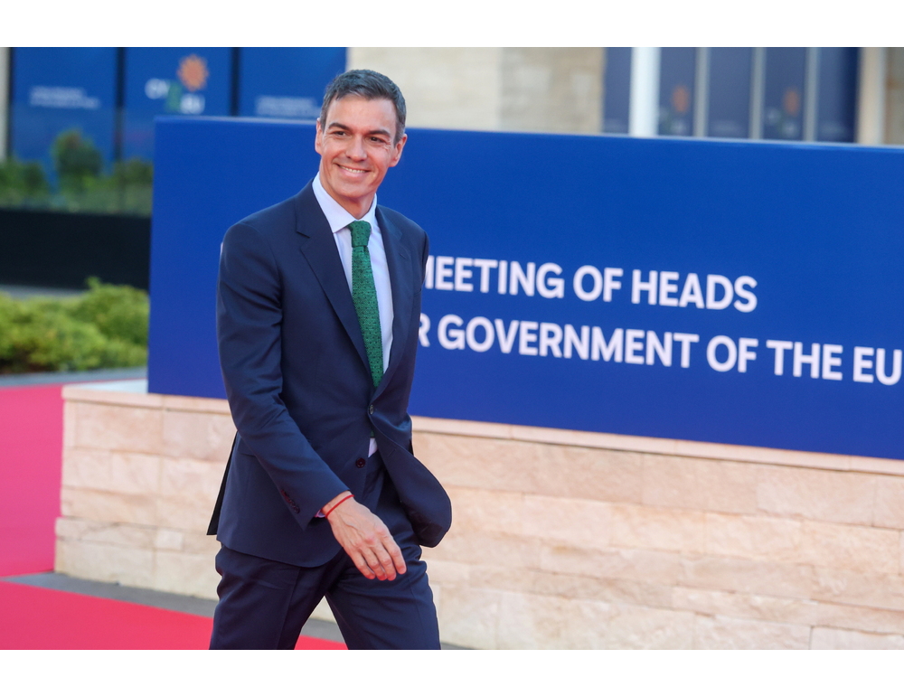 Sanchez all’Ue, ‘proroghi il Recovery e scorpori spese energia’