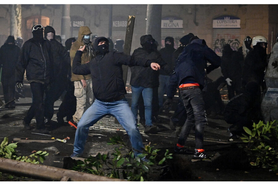 Dai domiciliari varca cancello per salutare amica di Arcidosso ma passano i carabinieri