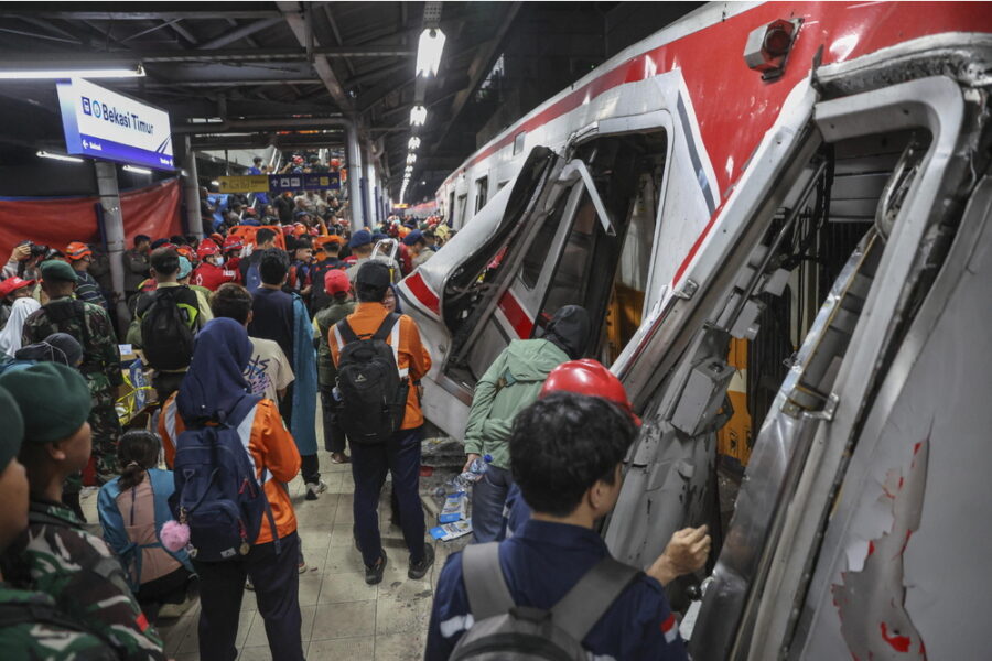 Il presidente Prabowo ha ordinato un'indagine sull'incidente vicino Giacarta