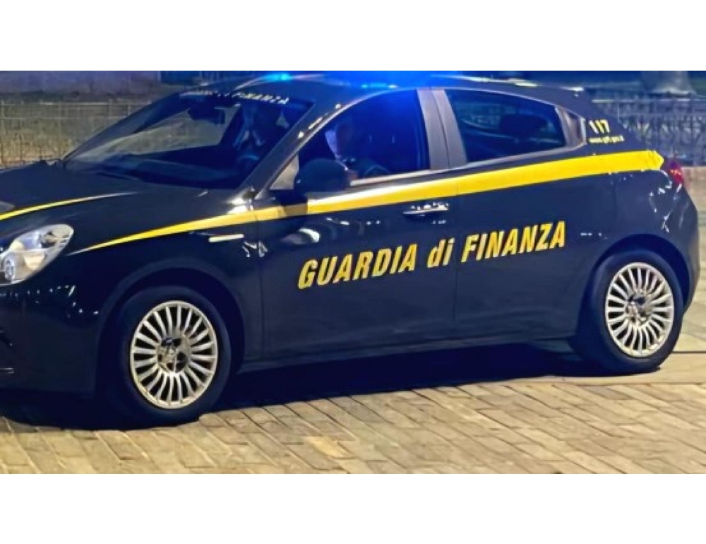 Scoperta fabbrica fantasma di sigarette ,guadagni per 89 milioni