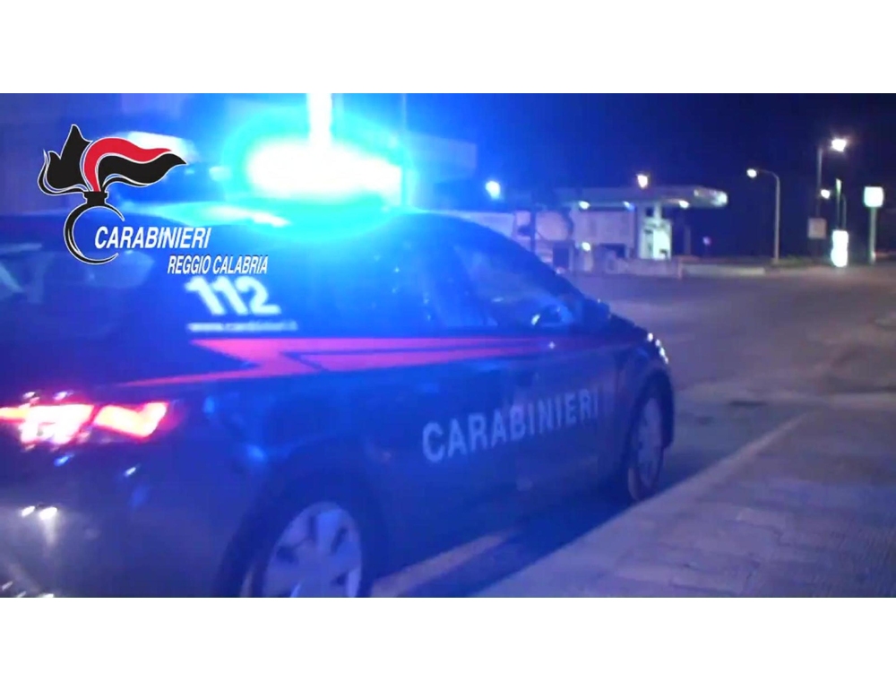 ‘Se gli dai una coltellata, il video diventa virale’, tre giovani arrestati