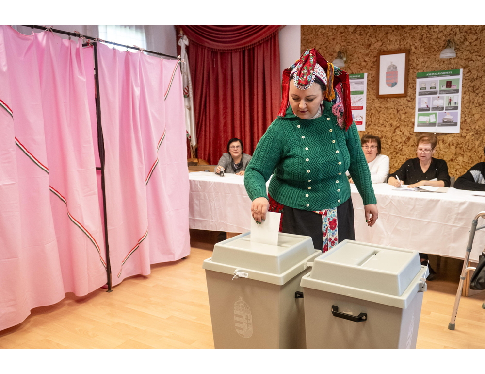 Seconda proiezione, in Ungheria Magyar consolida il vantaggio su Orban