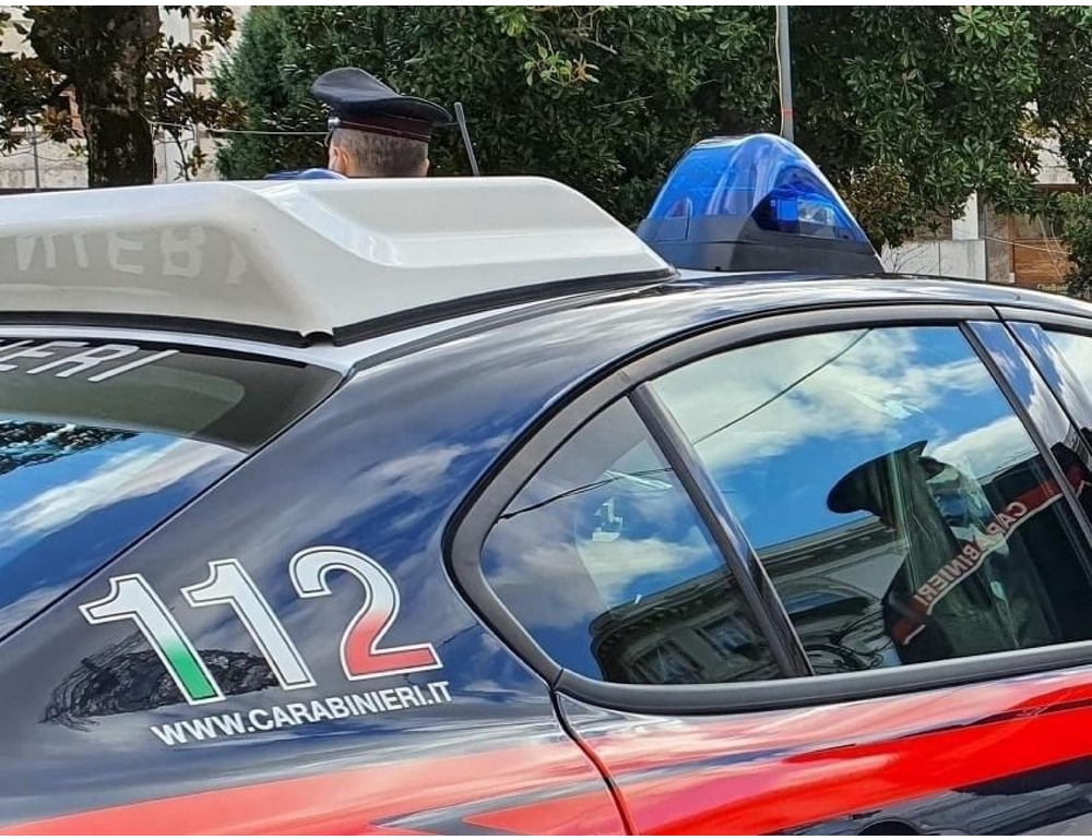 Segregata in casa dopo gli abusi ma riesce a scappare, un uomo in carcere