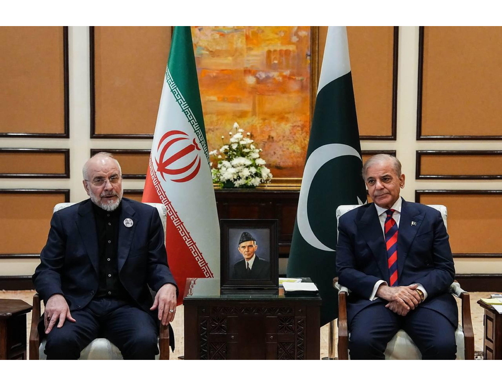 Sharif, ‘cordiale e costruttivo colloquio con Pezeshkian’