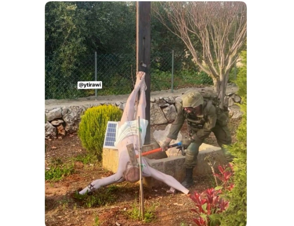 Soldato Idf distrugge statua Gesù in Libano, ‘prenderemo provvedimenti’