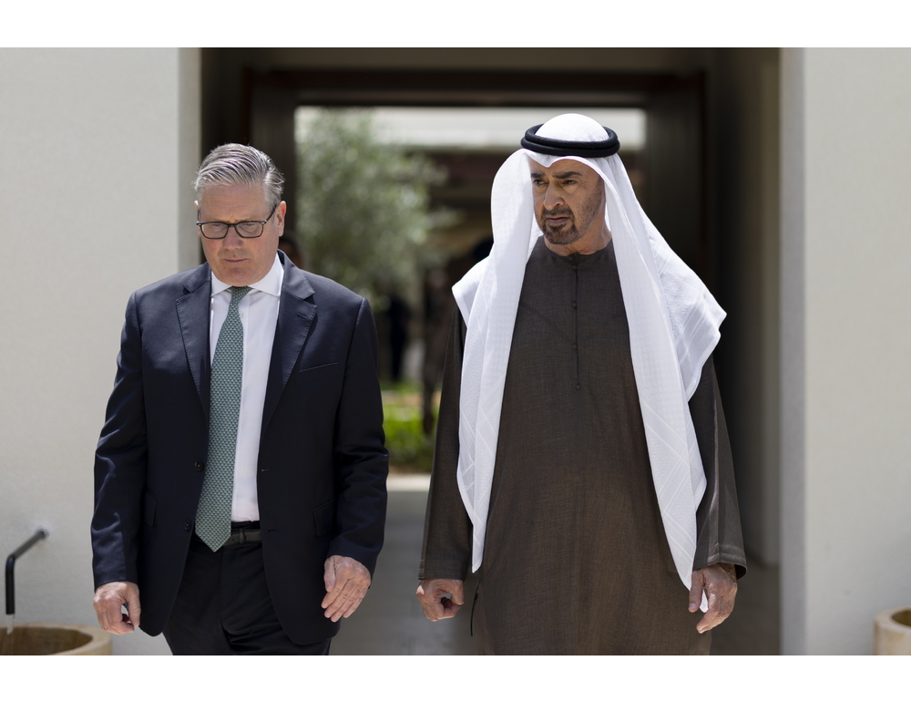 Starmer, ‘ho discusso con Trump anche opzioni militari per Hormuz’