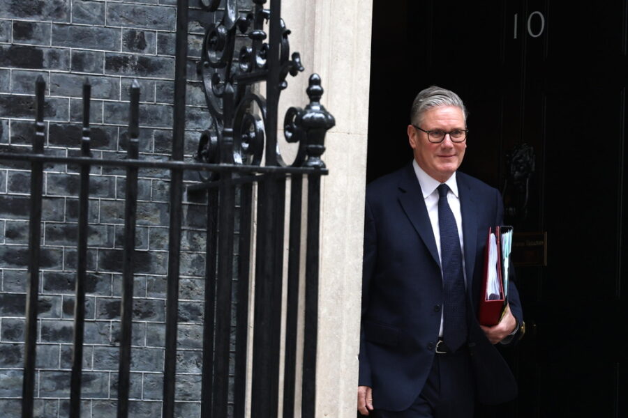 Il premier da Parigi