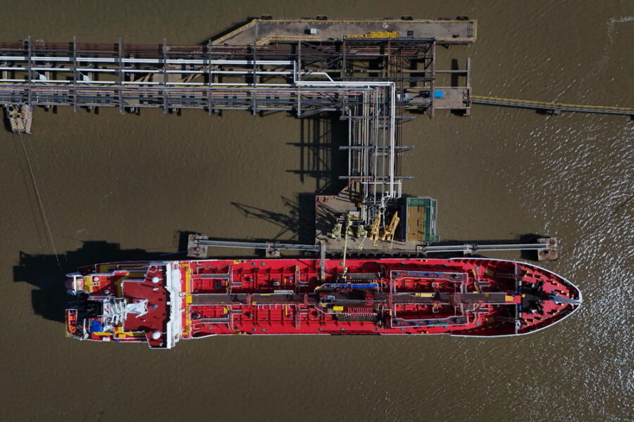 A tutte le navi commerciali per il periodo residuo di tregua