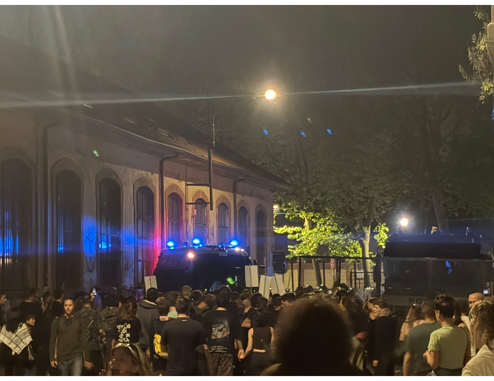 Tensioni a Torino tra antagonisti e forze dell’ordine durante Street Parade