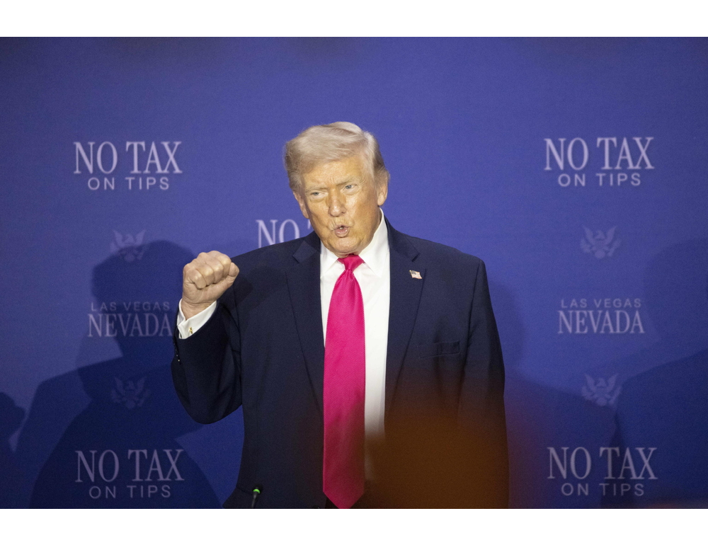 Trump, ‘l’Iran fa un po’ il furbo ma non può ricattarci’