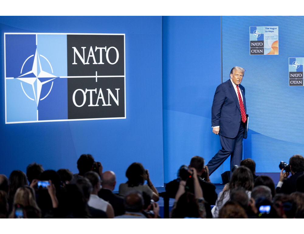 ‘Trump minacciò stop alle armi a Kiev se Europa fuori da coalizione Hormuz’