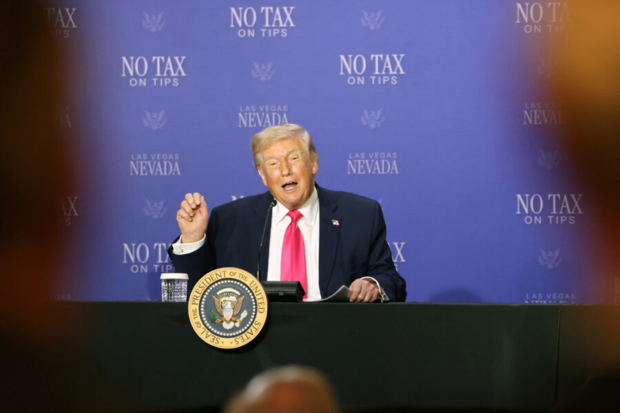 Il tycoon a Bloomberg: 'Colloqui inizieranno martedì